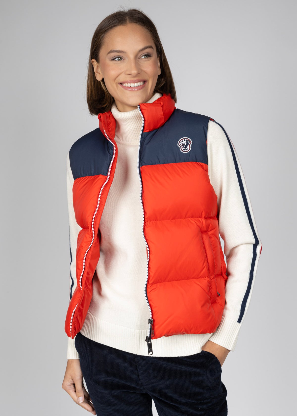 Coco down vest W ski patrol