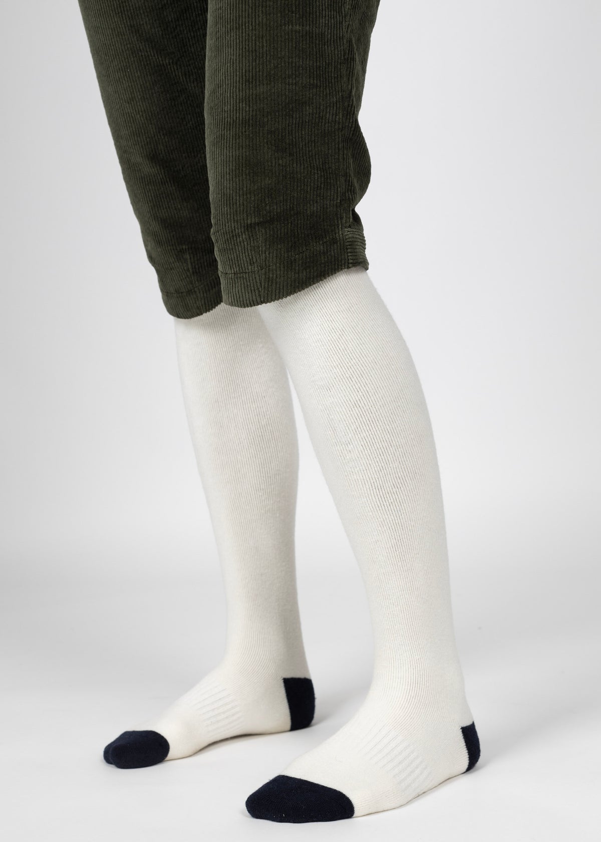 Abel knickers long socks offwhite