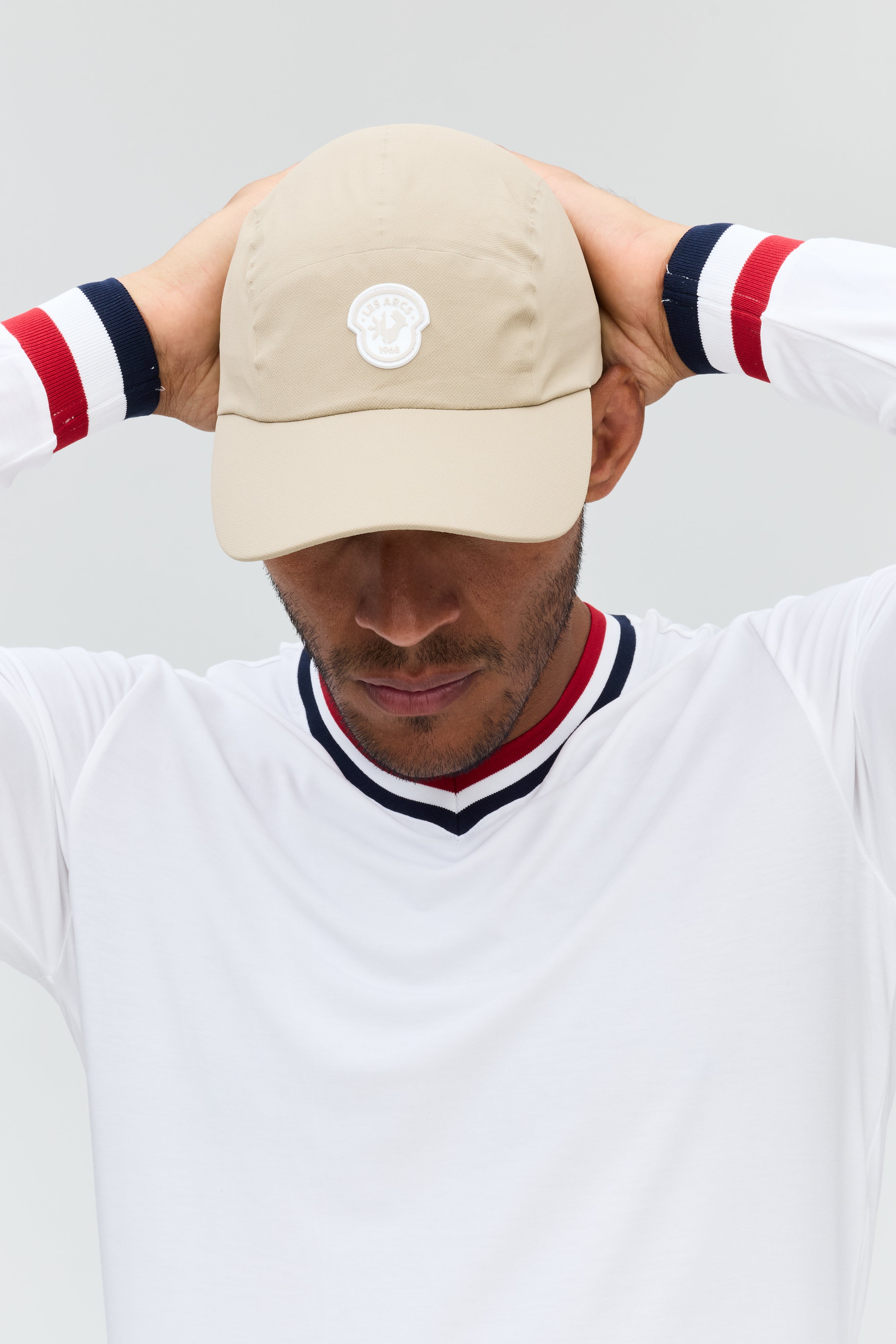 Philbert v-neck M