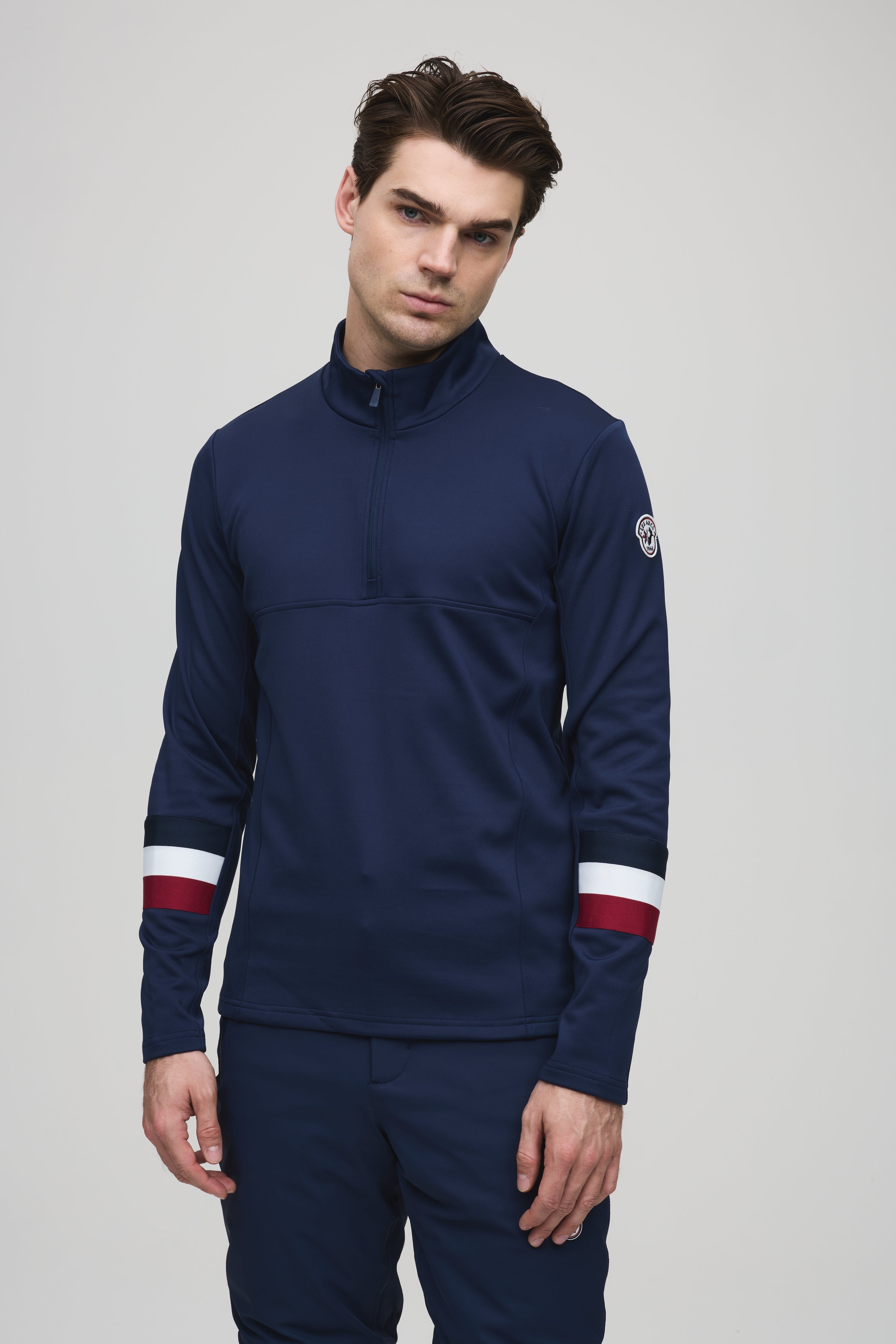 Christian zip neck M