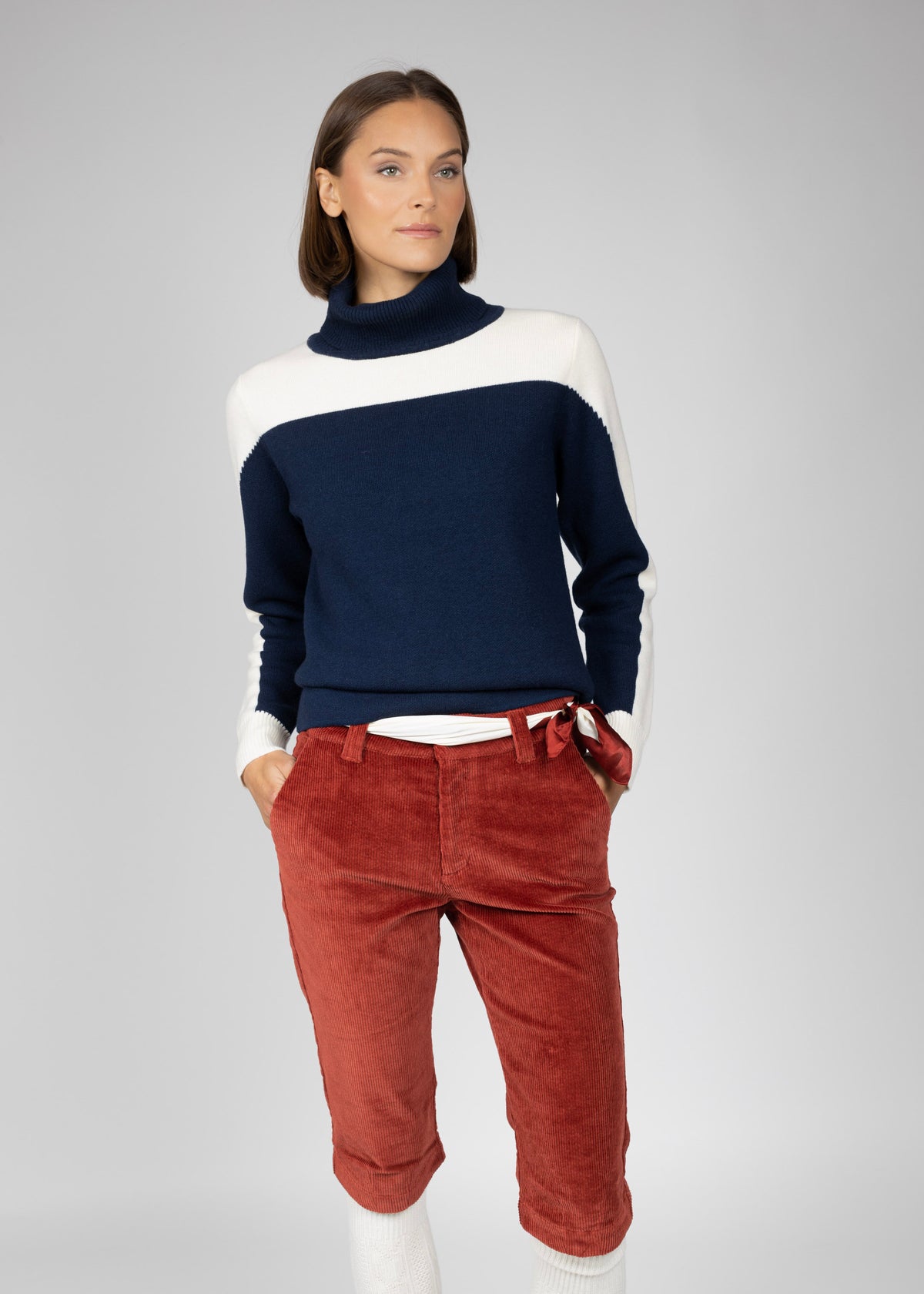Odette roll neck W navy